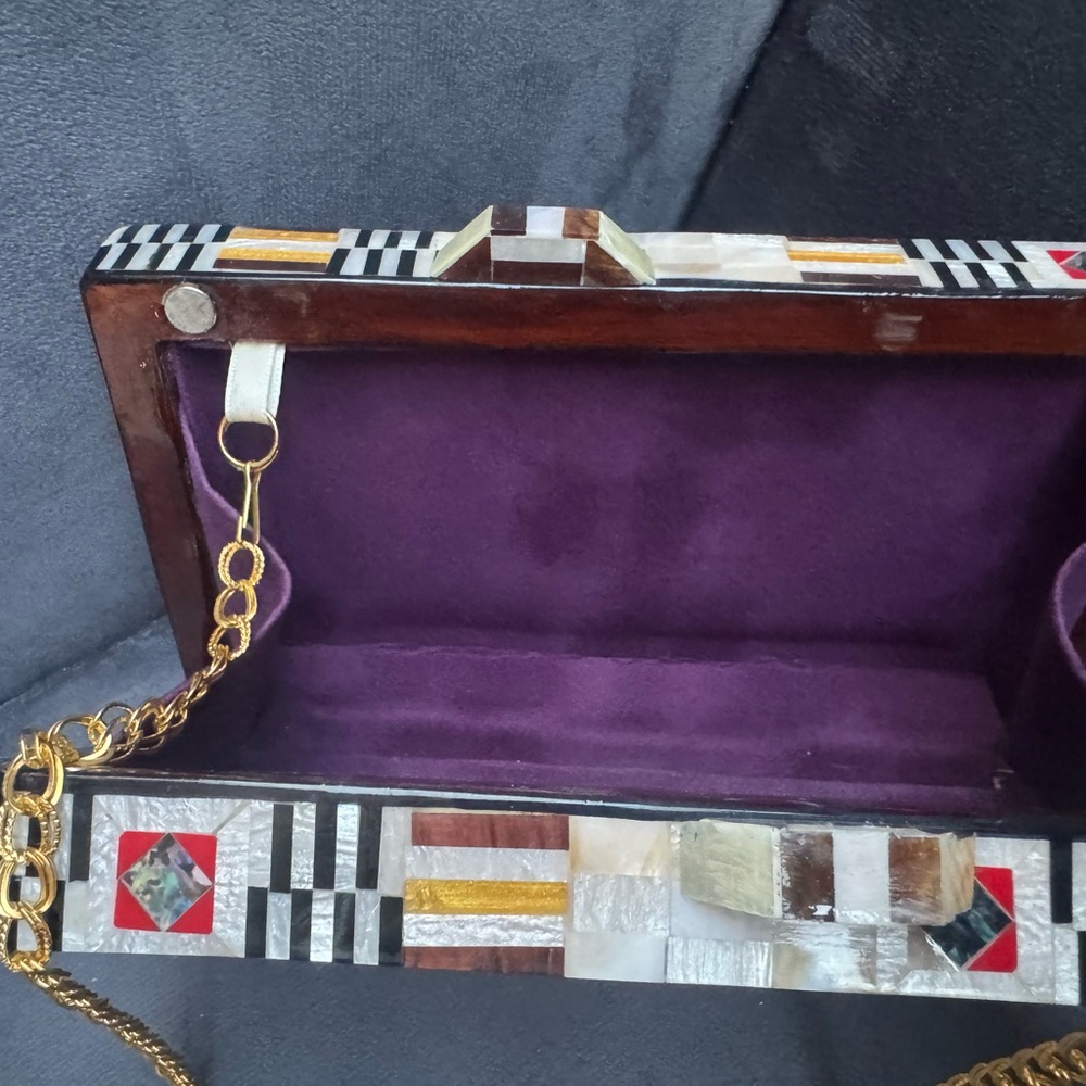 Amzing handmade Egyptian mother of pearl bag with removable gold chain
